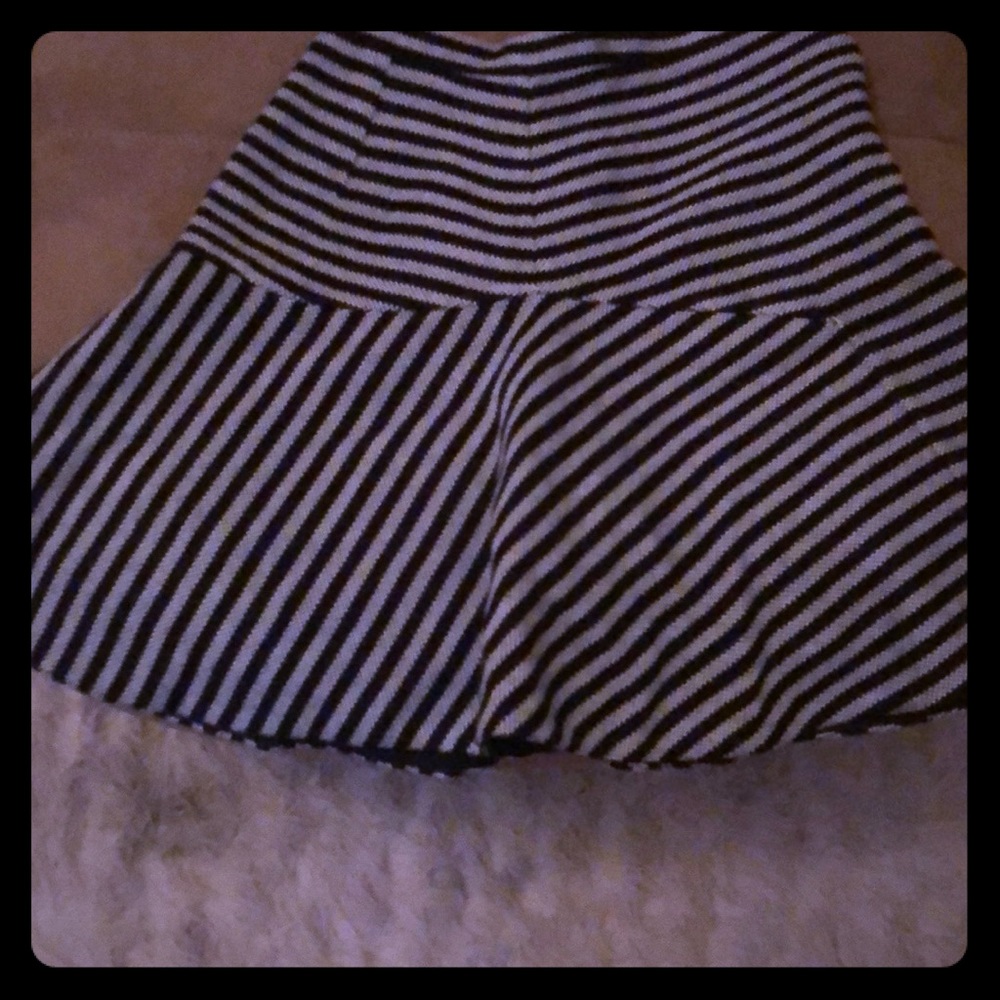Flare fit skirt